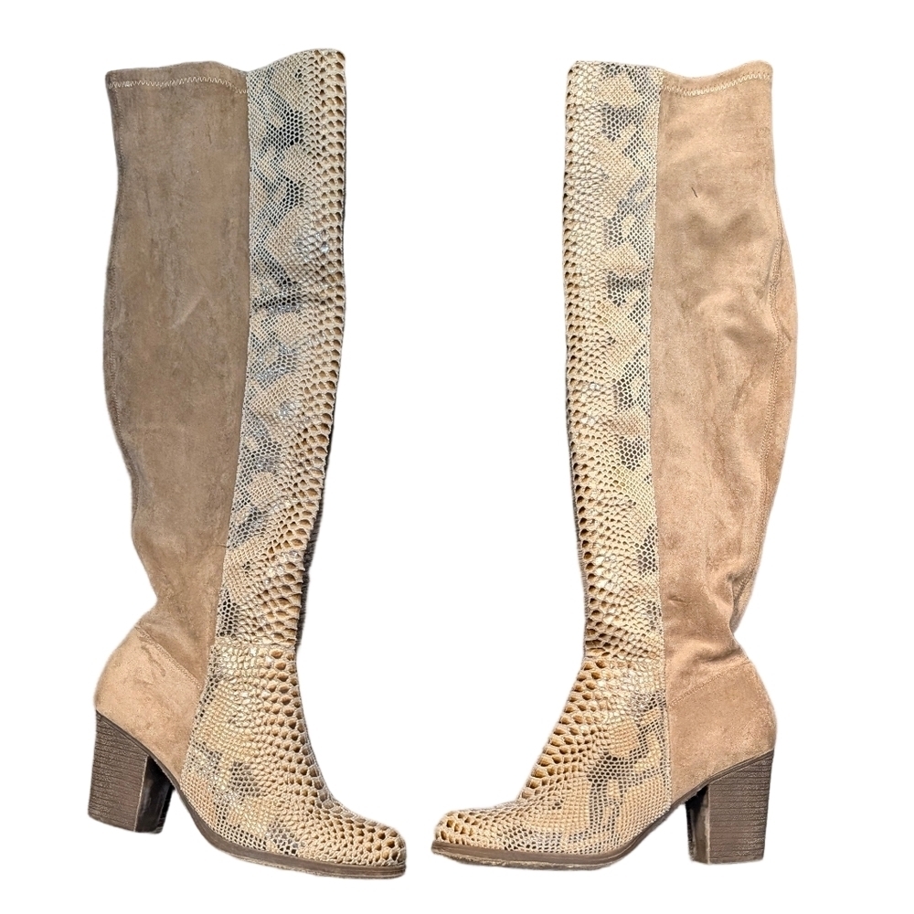 Pierre Dumas Knee High Boots Taupe Snakeskin Suede Block Heel Wide Calf 8.5 - Picture 2 of 12